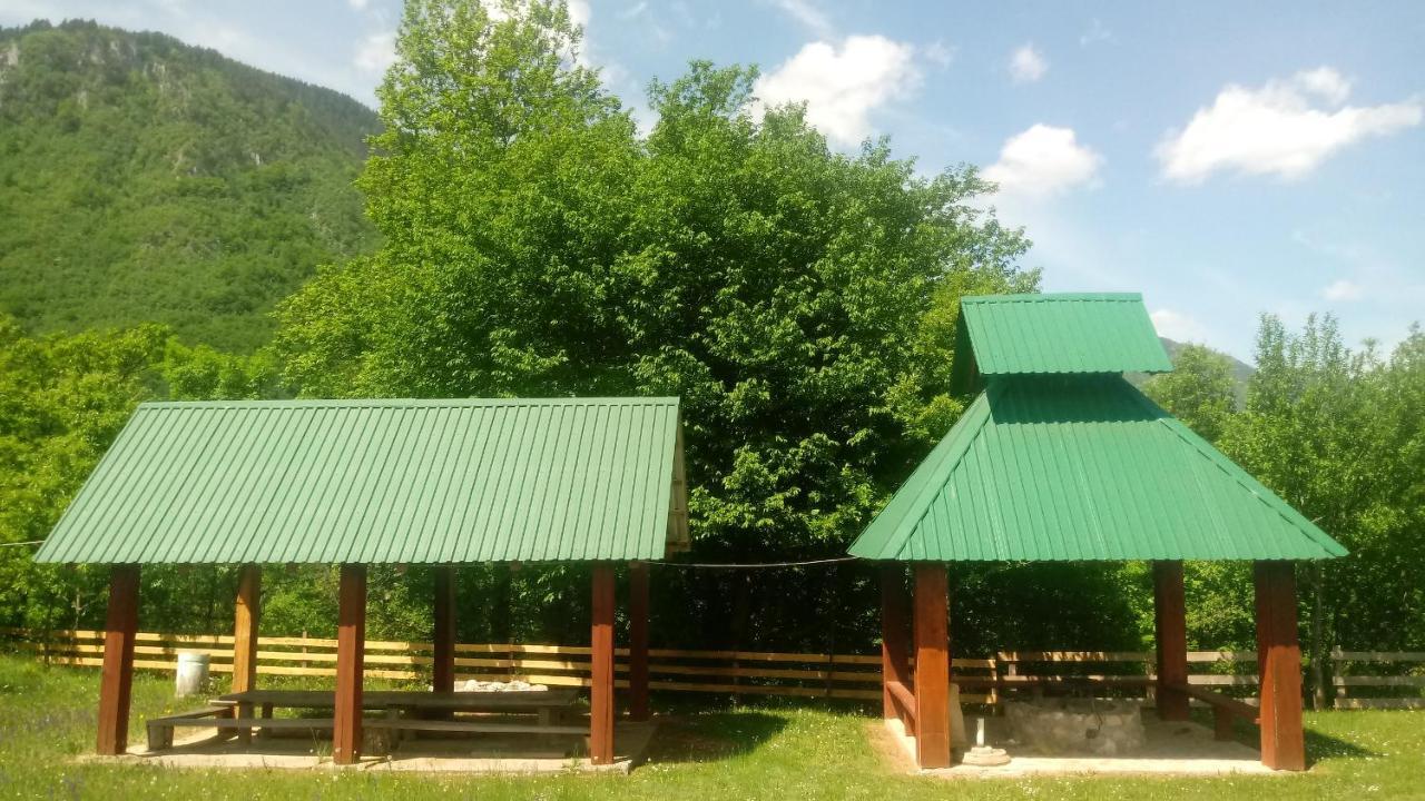 הוילה פלייבליה Kamp Rafting Kljajevica Luka מראה חיצוני תמונה